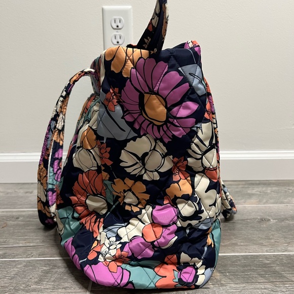 Vera Bradley SANTA FE SUN Grand Tote Quilted Bag - Picture 4 of 6